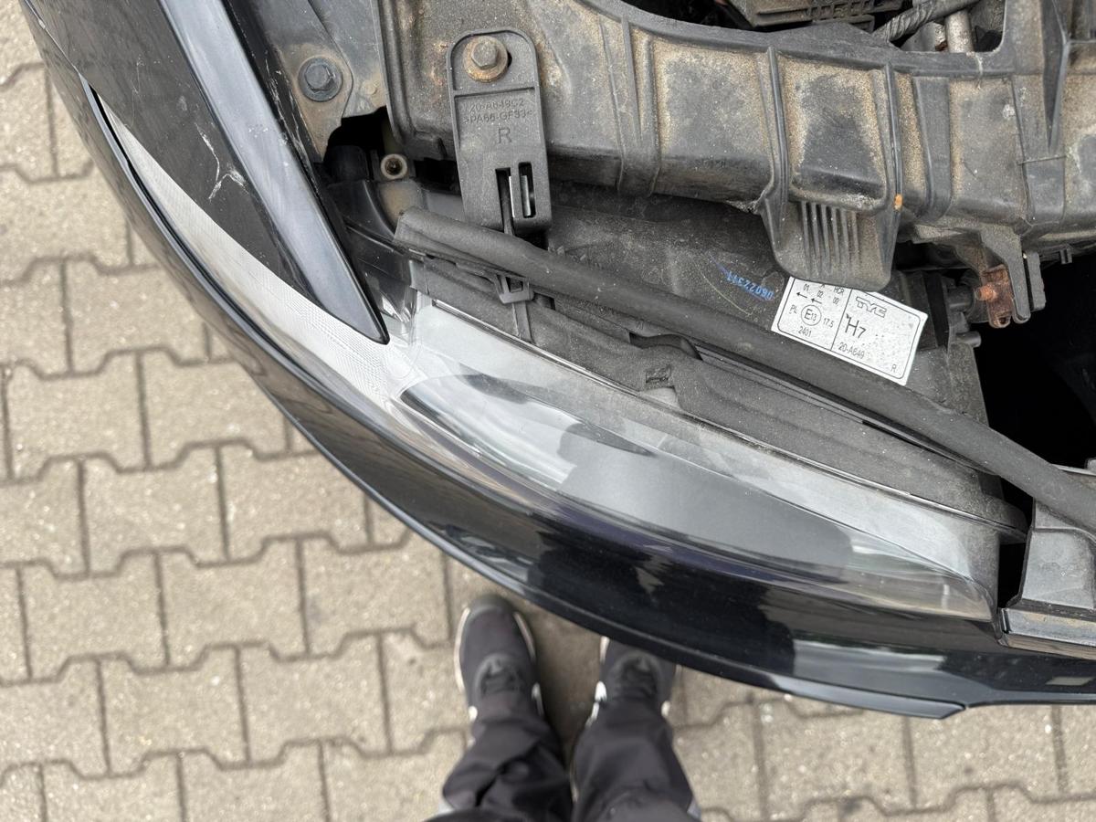 BMW 1er E81 E87 Zubehör Scheinwerfer links Halogen Facelift BJ07